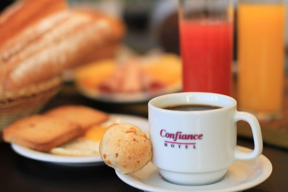 Hotel Confiance Batel 쿠리치바 외부 사진