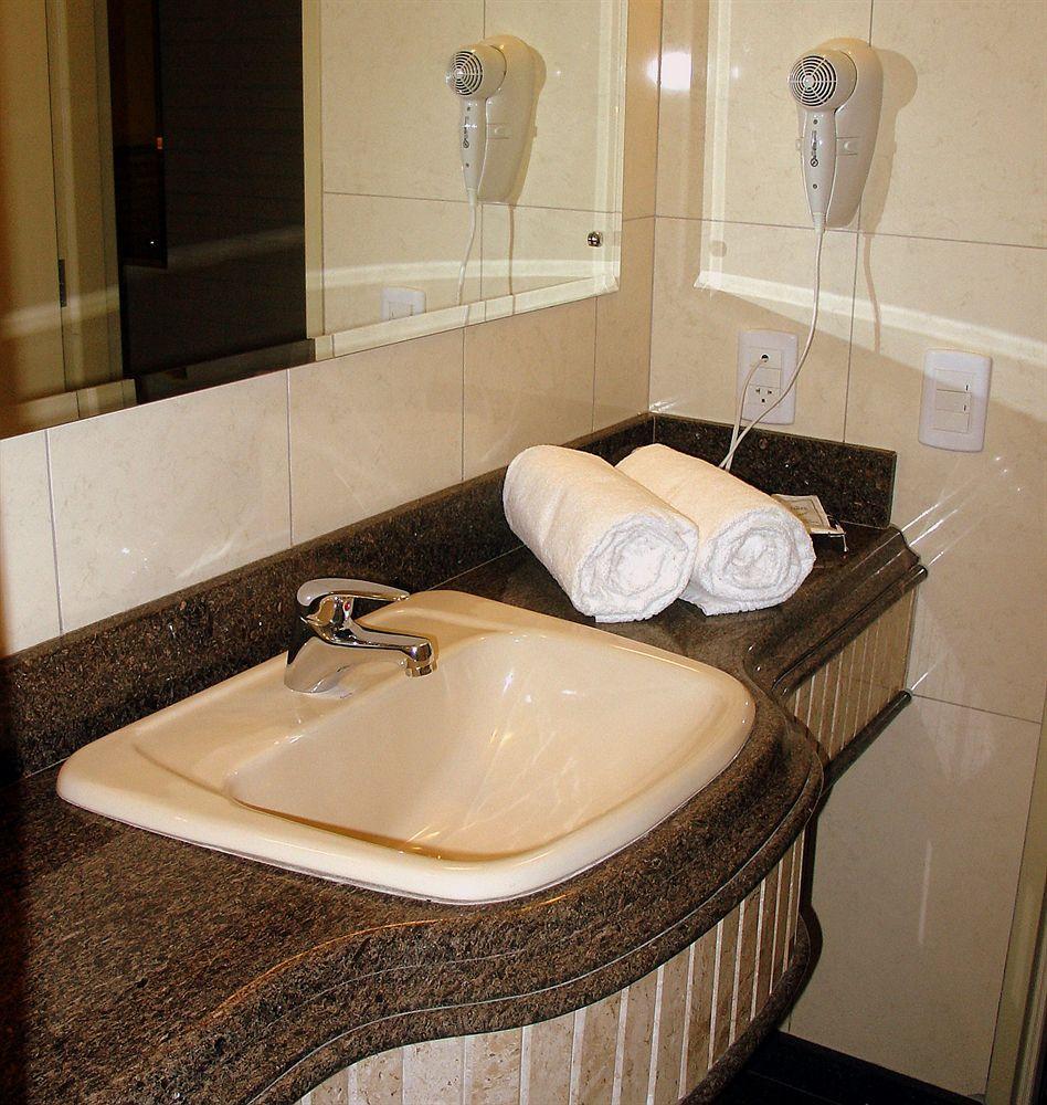 Hotel Confiance Batel 쿠리치바 외부 사진
